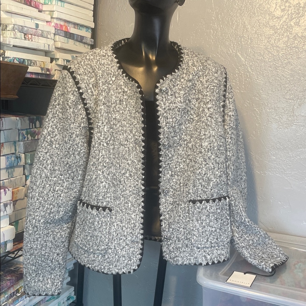 Chic Gray Textured Teddy Jacket